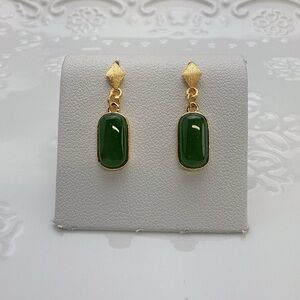 SGE11 S925 Natural Jade Dangling Earrings